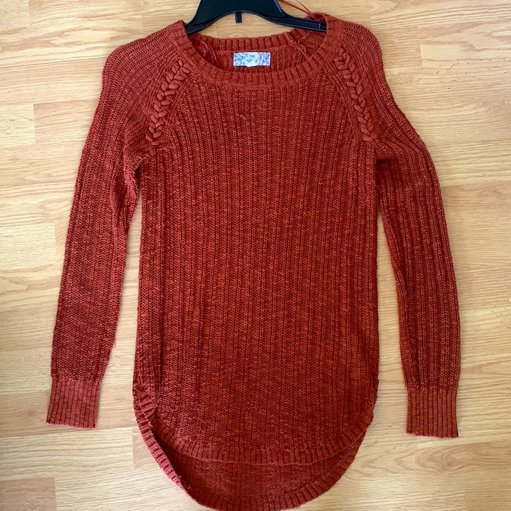 Super soft, cozy sweater from pink Republic